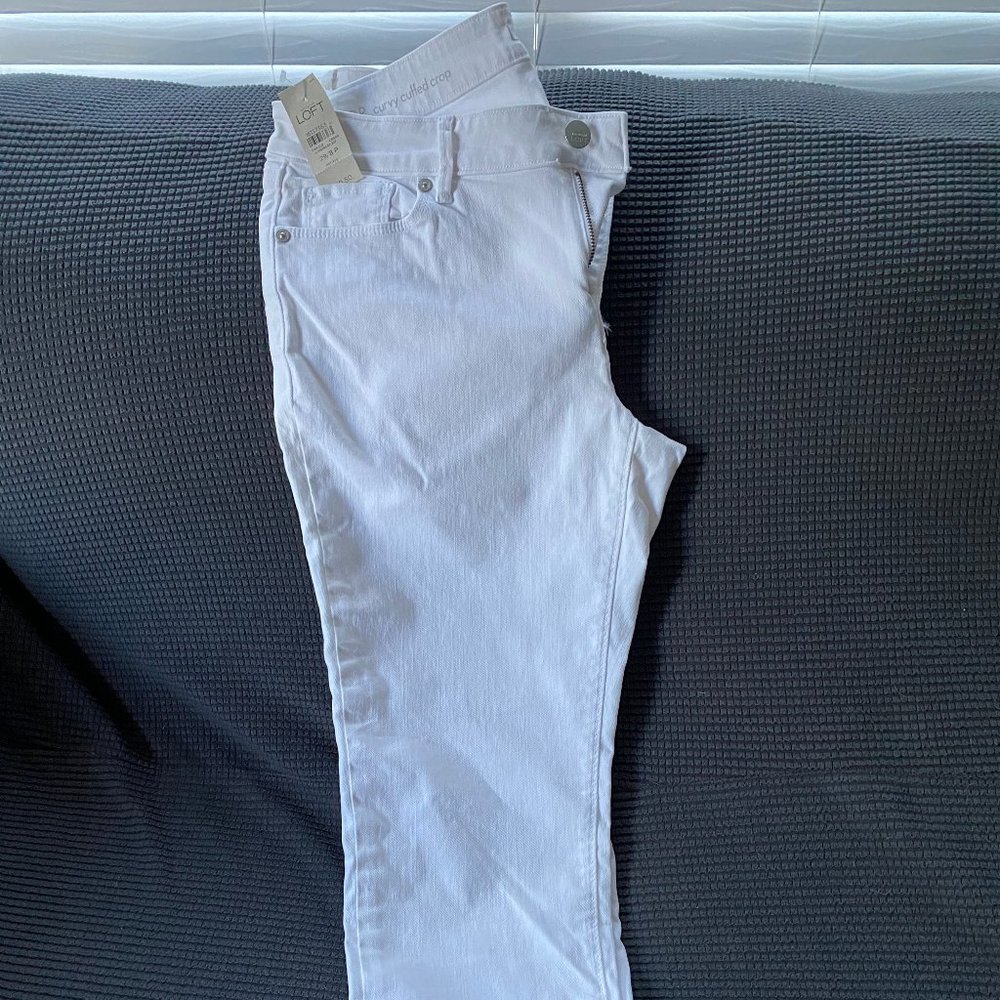 Loft Curvy Cuffed Crop White pant with tags